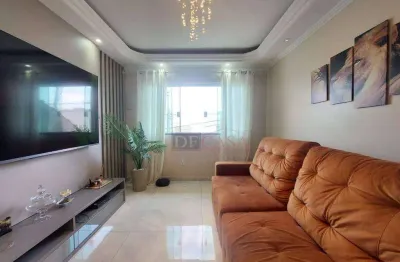 Sobrado a Venda. 3 dormitórios, sacada, 4 vagas de garagem, churrasqueira, quintal - Itaquera - São Paulo/SP