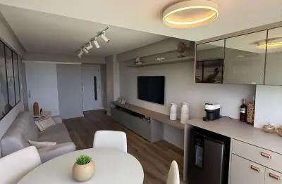 Armação - apartamento 02 quartos, suite, finamente decorado