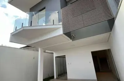Casa geminada duplex alto padrão, 3quartos, sendo 1 suite -