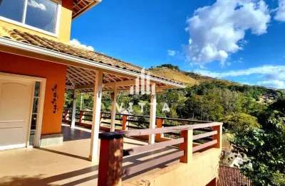 Casa em mobiliada condomínio para aluguel e venda, 3 suítes,  Itaipava, Petrópolis - CA251