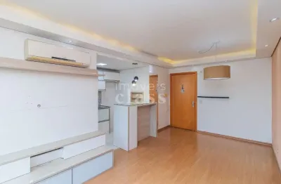 Apartamento com 2 quartos à venda na Beco Andaraí, 566, Passo da Areia, Porto Alegre por R$ 600.000