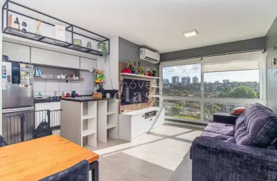 Apartamento com 2 quartos à venda na Rua Bezerra de Menezes, 623, Passo da Areia, Porto Alegre por R$ 689.000