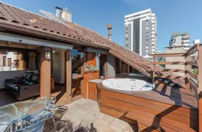 Cobertura com 4 quartos à venda na Avenida Mariland, 415, São João, Porto Alegre por R$ 1.290.000