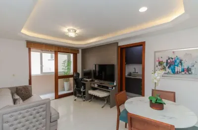 Apartamento com 2 quartos à venda na Rua Faria Santos, 387, Petrópolis, Porto Alegre por R$ 500.000