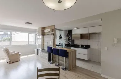 Apartamento com 2 quartos à venda na Rua Castro Alves, 141, Independência, Porto Alegre por R$ 699.000