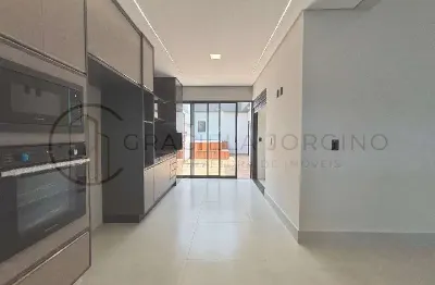 Imperdível oportunidade: Casa em condomínio à venda em Indaiatuba-SP, no bairro Loteamento Park Gran Reserve, com 3 quartos, 3 suítes, 2 salas, 5 banheiros, 3 vagas de garagem e 140,00 m² de área. Apr