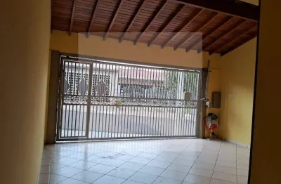 Casa com 3 quartos à venda na Rua Antônio Bernardinetti, 20, Parque São Lourenço, Indaiatuba por R$ 699.900