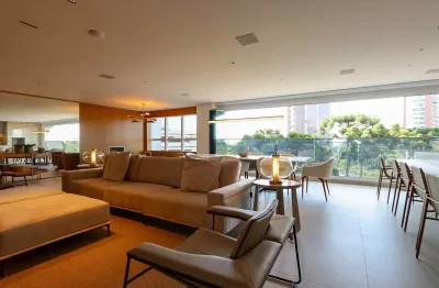 Lindíssimo Apartamento no Ecoville, 3 Suites, 4 vagas - Elevador Privativo,  Mobiliado e Decorado