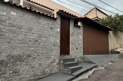 Casa com 3 quartos à venda na Rua Professor Henrique Costa, 609, Pechincha, Rio de Janeiro