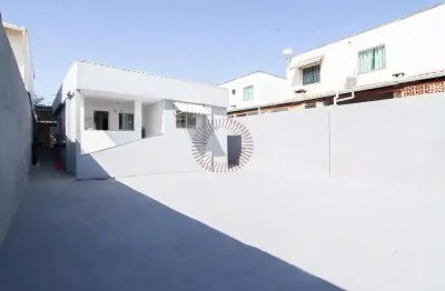 Casa com 3 quartos à venda na Rua Jaime Petit da Silva, 12, Rio Branco, Belo Horizonte por R$ 980.000