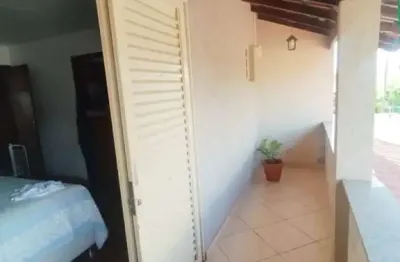 Sobrado geminado com excelente localização zona leste londrina