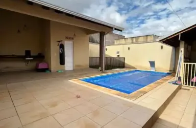 Excelente casa milton menezes próximo a robert koch zona leste de londrina