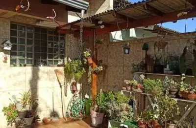 Casa com 3 quartos à venda na Rua Cecília César, 162, Jardim Monte Sinai, Londrina