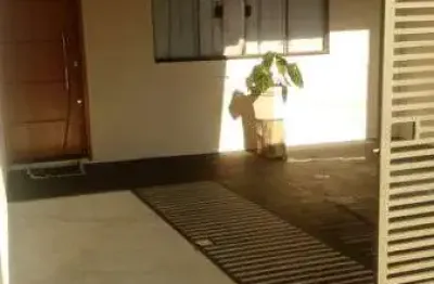 Casa com 3 quartos à venda na Rua Professor Enoque Balbino Lima, 149, Jardim Prefeito Milton Menezes, Londrina