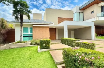 Casa de altíssimo padrão em condomínio fechado no jardim Monções