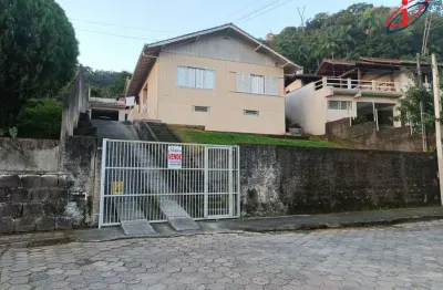 Casa para Venda em Blumenau, Ribeirão Fresco, 5 dormitórios, 2 banheiros, 3 vagas
