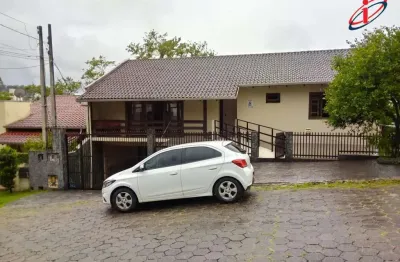Casa para Venda em Blumenau, Velha, 7 dormitórios, 3 suítes, 3 banheiros, 3 vagas