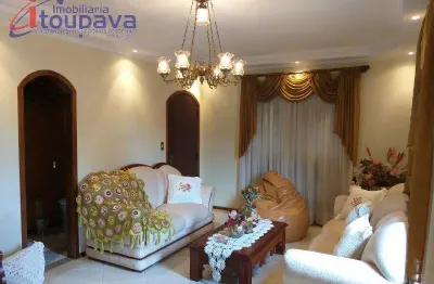 Casa para Venda em Gaspar, Bela Vista, 4 dormitórios, 1 suíte, 4 banheiros, 2 vagas