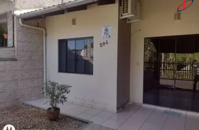 Casa para Venda em Blumenau, Itoupava Central, 2 dormitórios, 1 banheiro, 1 vaga