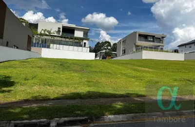 Terreno à venda no Tamboré, Santana de Parnaíba 