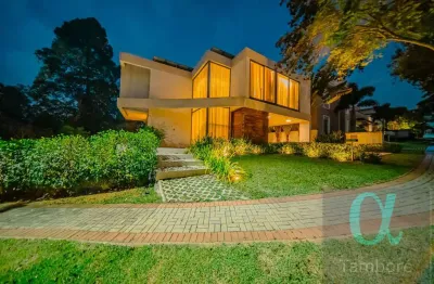 Casa Totalmente Mobiliada e decorada para Locação em Alphaville!