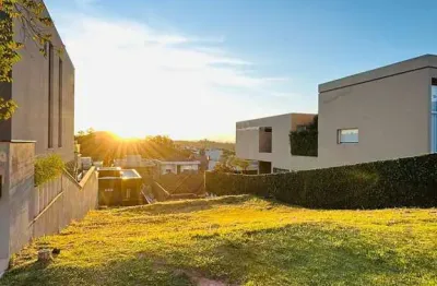 Terreno à venda no Alphaville, Santana de Parnaíba 