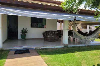 Casa de condomínio para venda com 300 metros quadrados com 3 quartos