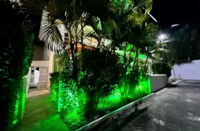 Casa em condomínio fechado com 4 quartos à venda na Rua Jovina Machado dos Santos, 100, Buraquinho, Lauro de Freitas