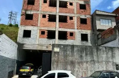 Predio com 22 apartamentos 2 coberturas Ferrazopoliz S.B.do Campo