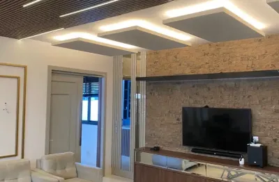 Casa Térrea Alto Padrão à Venda no Florais do Valle – 3 Suítes com Piscina