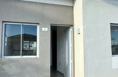 Casa com 3 quartos para alugar na Rua Tiradentes, Petrópolis, Várzea Grande