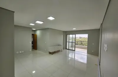 Apartamento com 3 Suítes no Pantanal 2 | Sacada com Churrasqueira
