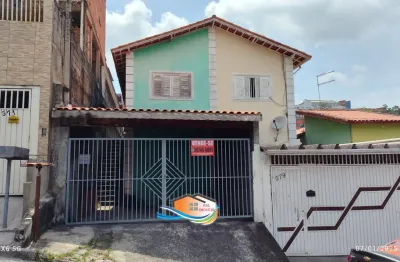 Excelente casa em Itapevi com 03 dormitórios, sendo uma suíte -