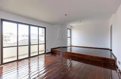 Apartamento amplo e aconchegante com 3 dormitórios e varandas em vila assunção