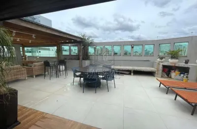 Cobertura alto padrão à venda com 4 dormitórios, espaço gourmet e 3 vagas de garagem