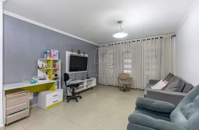 Sobrado à venda, 3 quartos, 1 suíte, 2 vagas, parque oratório - santo andré/sp
