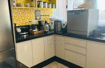 Sobrado à venda, 263m² - 3 dormitórios, 1 suíte, 4 vagas - condomínio maracanã -santo andré.