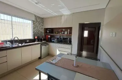 Casa térrea de 70m² com edicula à venda no parque erasmo assunção