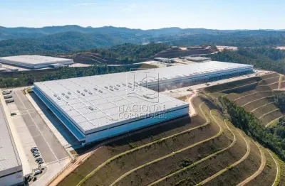 Galpões logísticos e industriais para alugar em cajamar