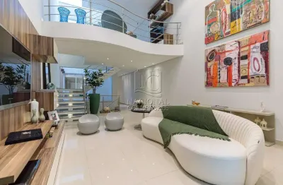 Imponente sobrado porteira fechada à venda na vila curuçá – 4 suítes, piscina e acabamento de alto padrão