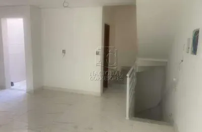 Sobrado à venda no bairro de utinga, condomínio lucio, 120 m² de área construída