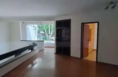 Sobrado à venda, 3 quartos, 1 suíte, 6 vagas, Jardim São Caetano - São Caetano do Sul/SP