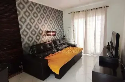 Ótimo sobrado à venda em condomínio fechado na Vila Metalúrgica, 3 dormitórios com lazer completo e excelente localização!