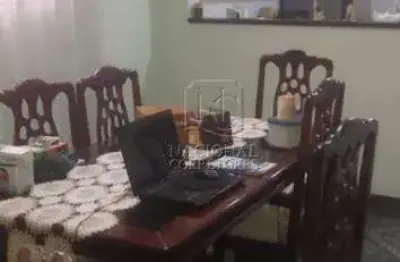 Sobrado à venda, 3 quartos, 1 suíte, 2 vagas, Vila Humaitá - Santo André/SP