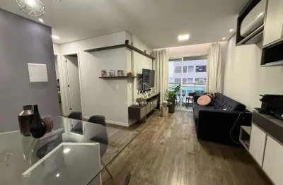 Apartamento com 59m2, 2 dormitórios sendo 1 suite e 1 vaga, para venda no condom