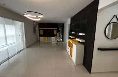 Apartamento com 144m², 3 suítes e 2 vagas de garagem, disponível para venda no C