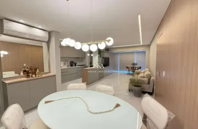 Apartamento com 105m², 3 dormitórios sendo 1 suíte e 2 vagas de garagem cobertas