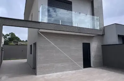 Casa com 3 Dormitórios e Amplo Quintal no Condomínio Mais Viver – Cajamar