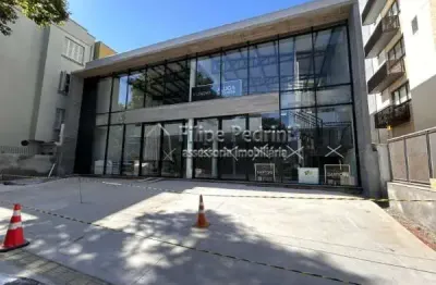 Ponto comercial à venda na Rua Eudoro Berlink, 358, Auxiliadora, Porto Alegre por R$ 5.900.000