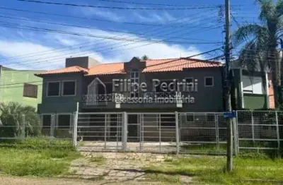 Casa com 12 quartos para alugar na Rua Carajá, 303, Vila Assunção, Porto Alegre por R$ 8.900
